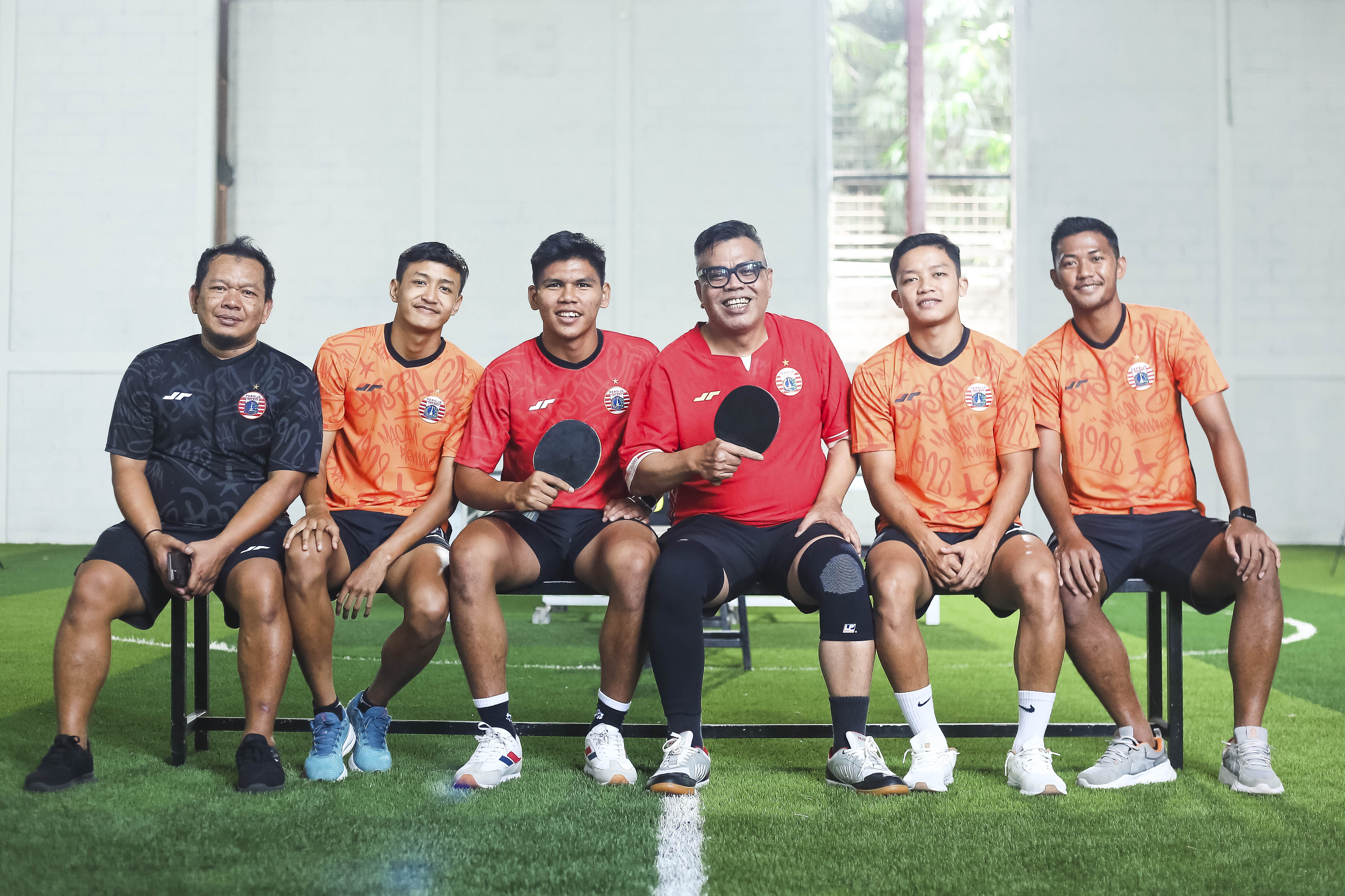 REFRESHING DI EKSHIBISI PINGPONG PERSIJA VS ABDEL ACHRIAN