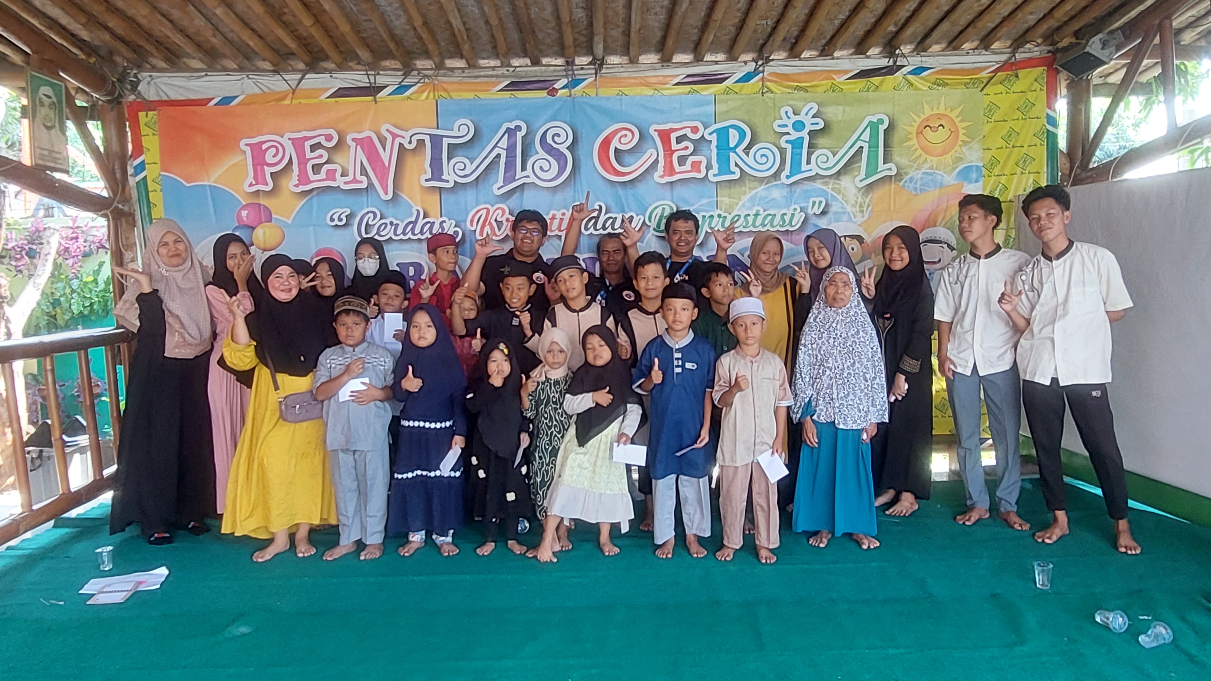Santunan Persija ke Yayasan Bani Yasin, Bekasi Utara, Sabtu (16/12/2023)