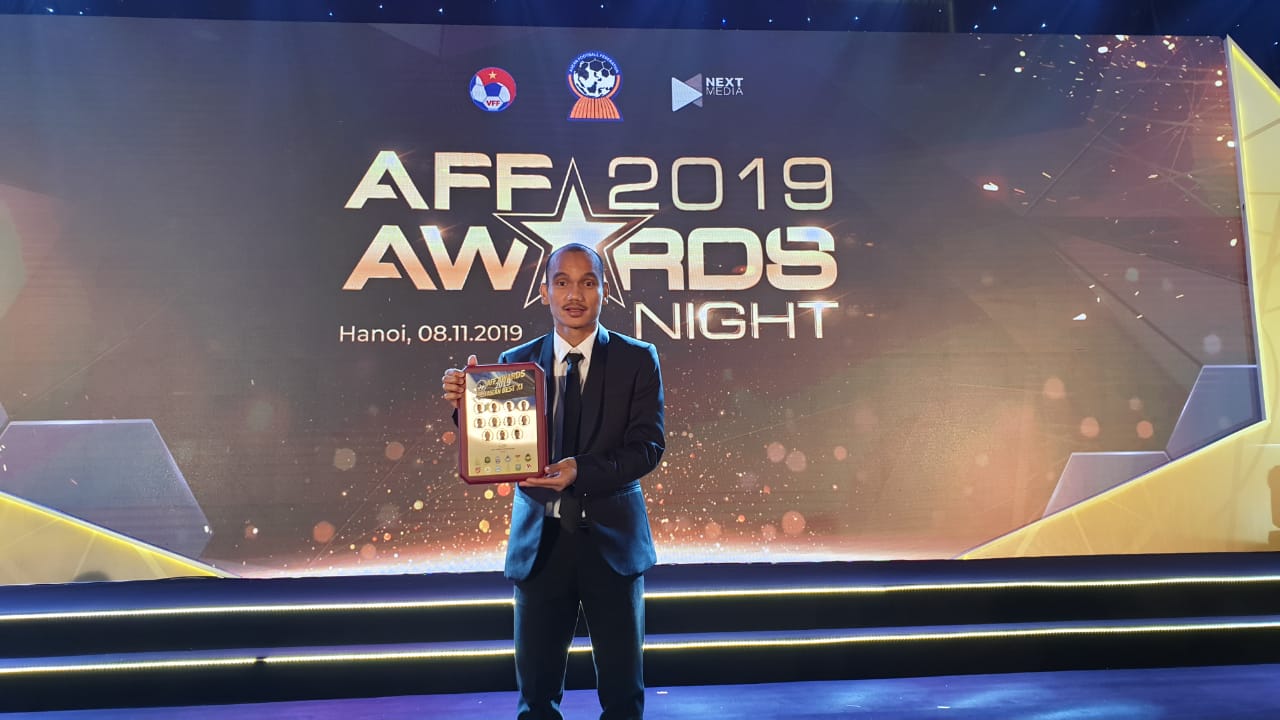 RIKO SIMANJUNTAK RAIH ASEAN BEST STARTING XI 2019