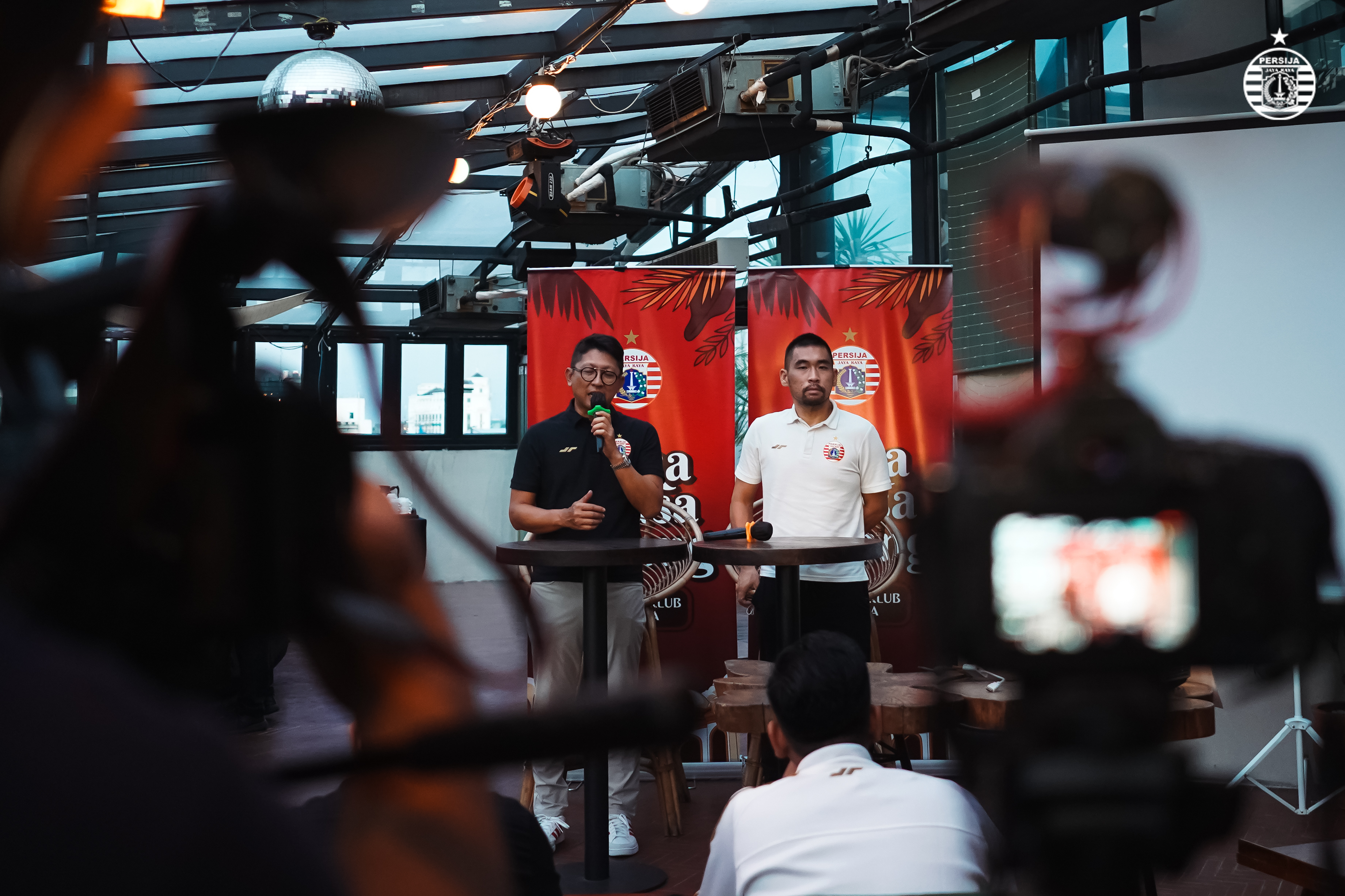 Mohamad Prapanca, Presiden Klub Persija Jakarta, menjelaskan persiapan jangka pendek dan jangka panjang Macan Kemayoran kepada media.