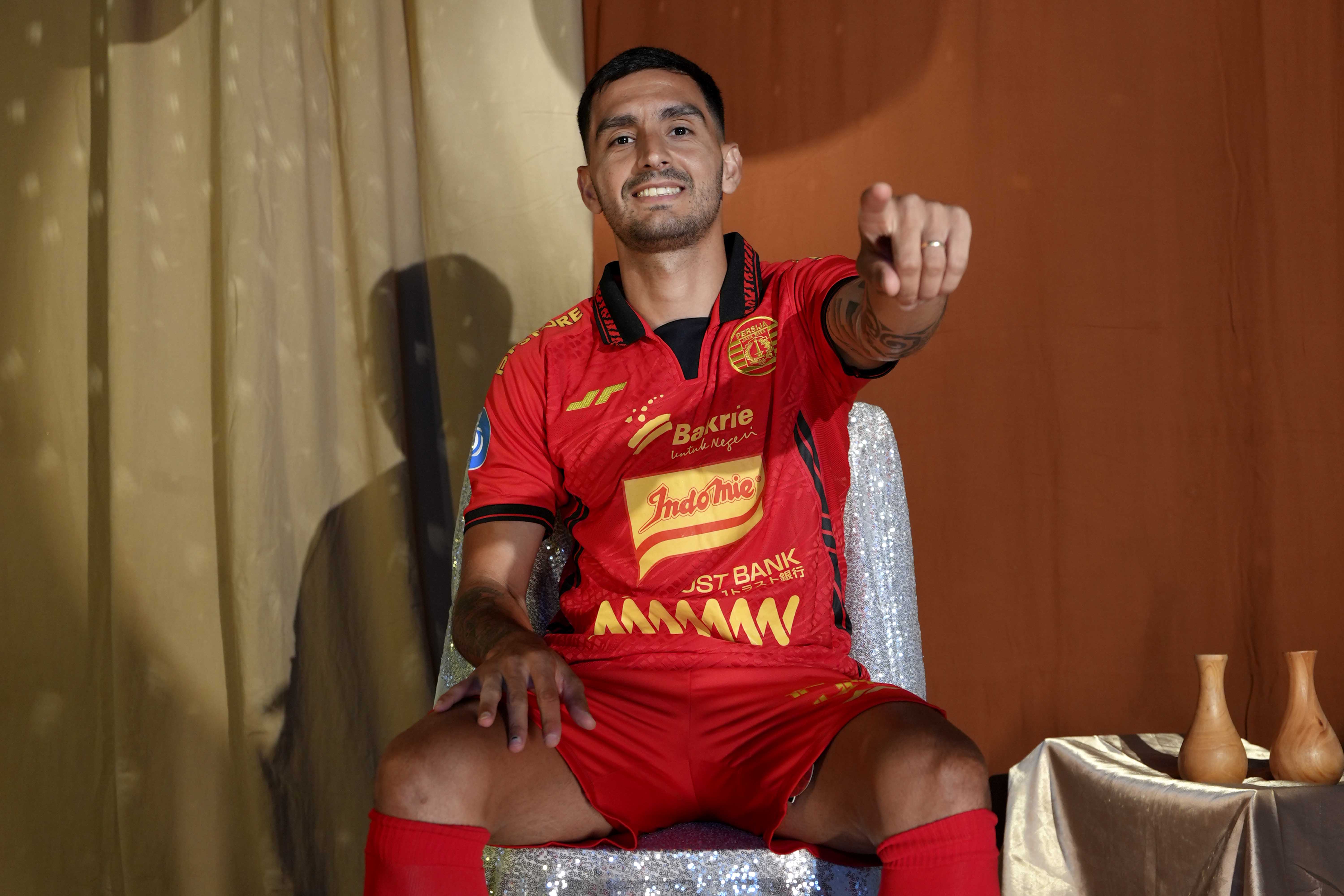 SELAMAT BERGABUNG DI PERSIJA, PABLO ANDRADE!