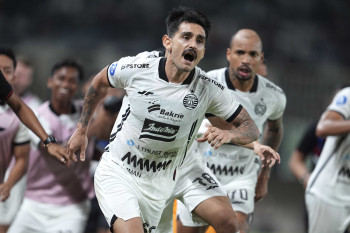 REVIEW PSS VS PERSIJA: BUKAN HASIL YANG DIINGINKAN