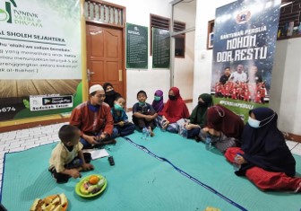 Santunan Pondok Yatim & Dhuafa, Pedongkelan Raya, Kapuk, Jakarta Barat, Jumat (29/10/2021)