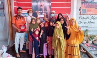 Santunan Yayasan Mizan Amanah, Jati Padang, Pasar Minggu, Jakarta Selatan, Senin (6/12/2021)