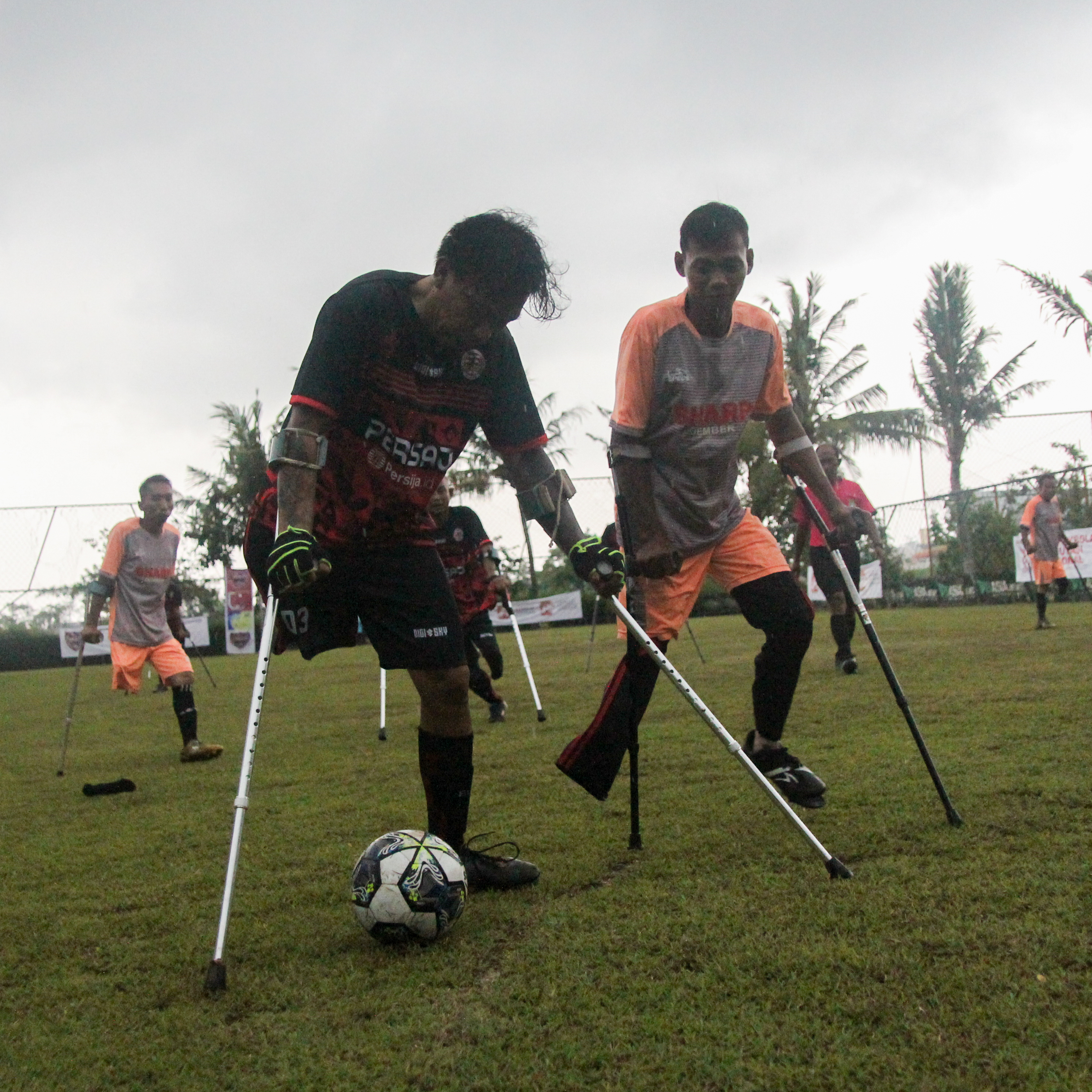 Berkat hasil 2 kali menang dan 1 kali kalah, Persaj tampil sebagai runner up di Turnamen Nasional Sepakbola Amputasi Indonesia, Jember, 25-30 Januari 2022.