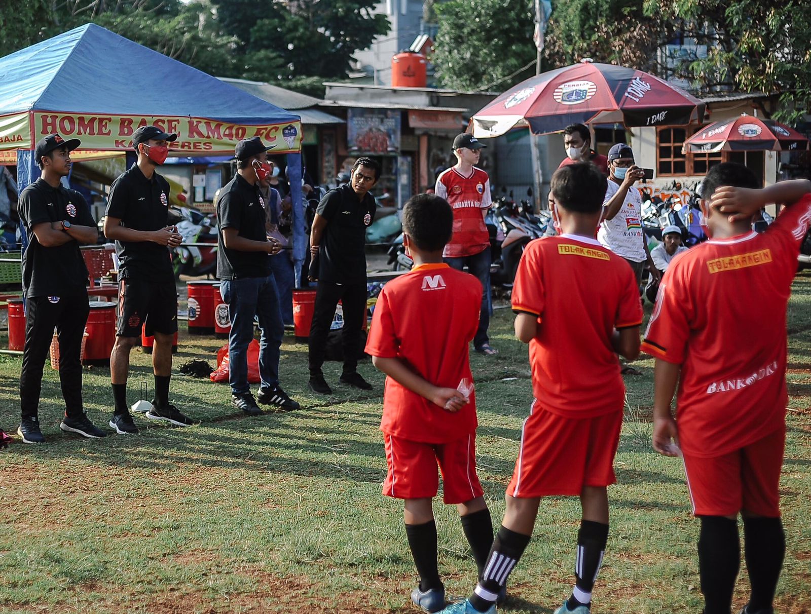 KORWIL KALIDERES JADI DESTINASI PERTAMA COACHING CLINIC THE JAKMANIA CILIK